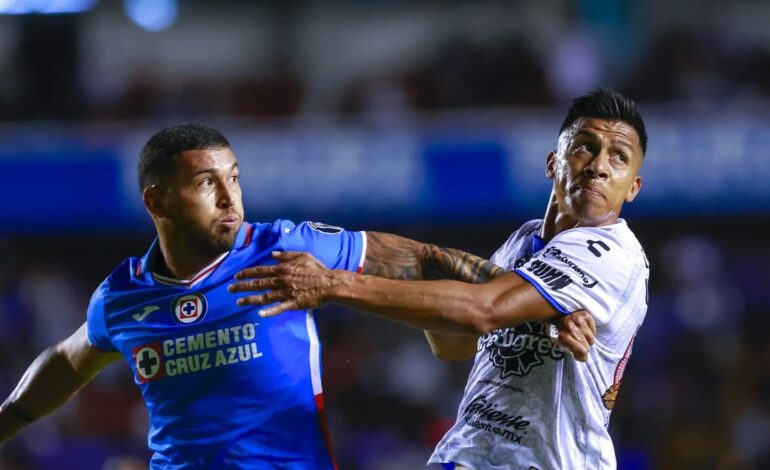 Cruz Azul rescata un punto en el último minuto contra Querétaro